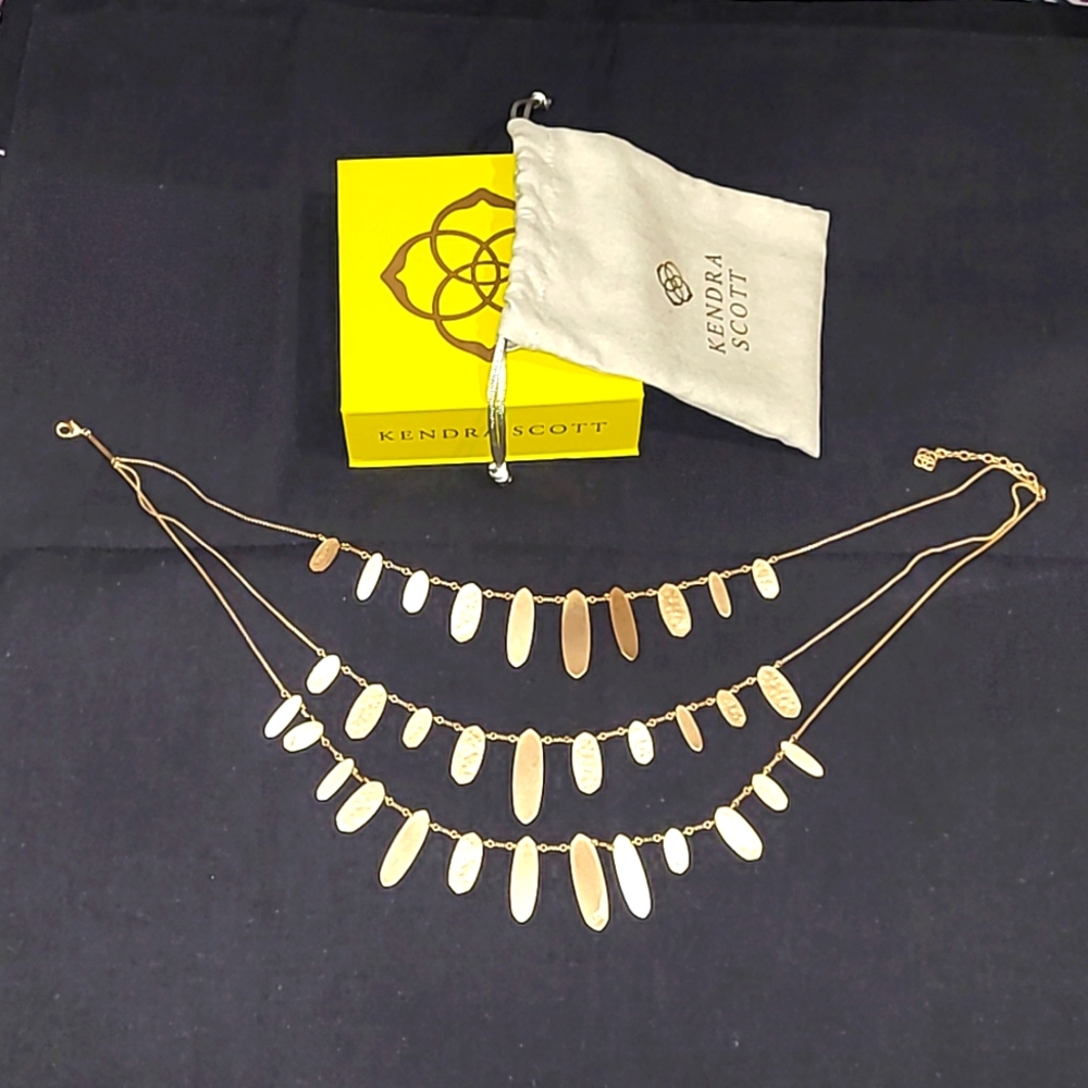 Kendra Scott Nettie Statement Necklace in Rose Gold